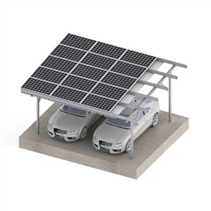 キャノピーに取り付けられたソーラーパネル